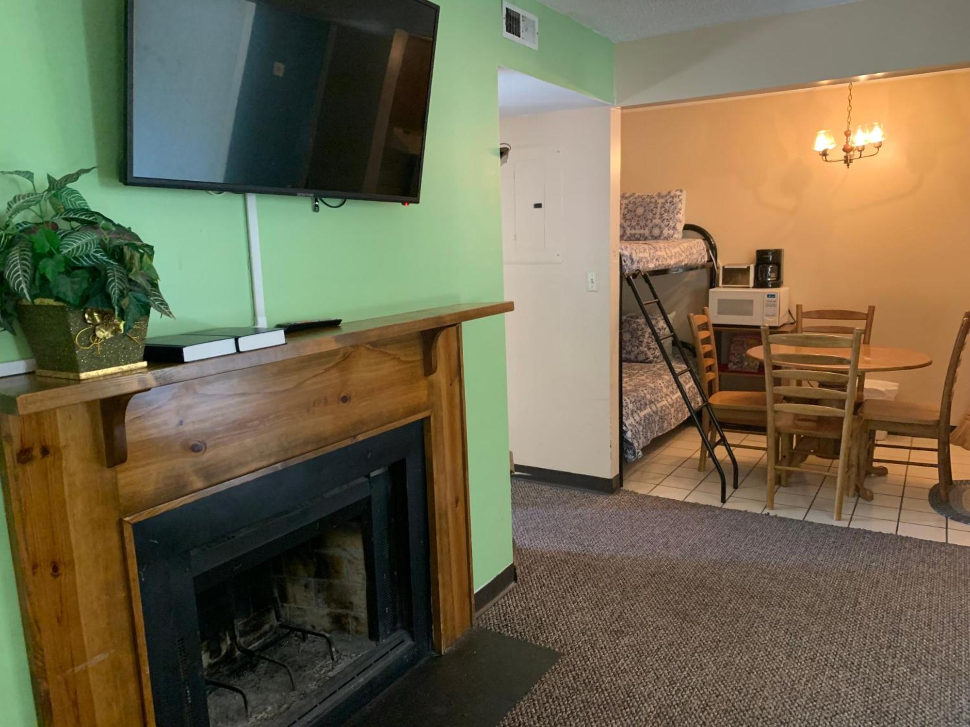 Oak Square Rentals Gatlinburg Ruang foto